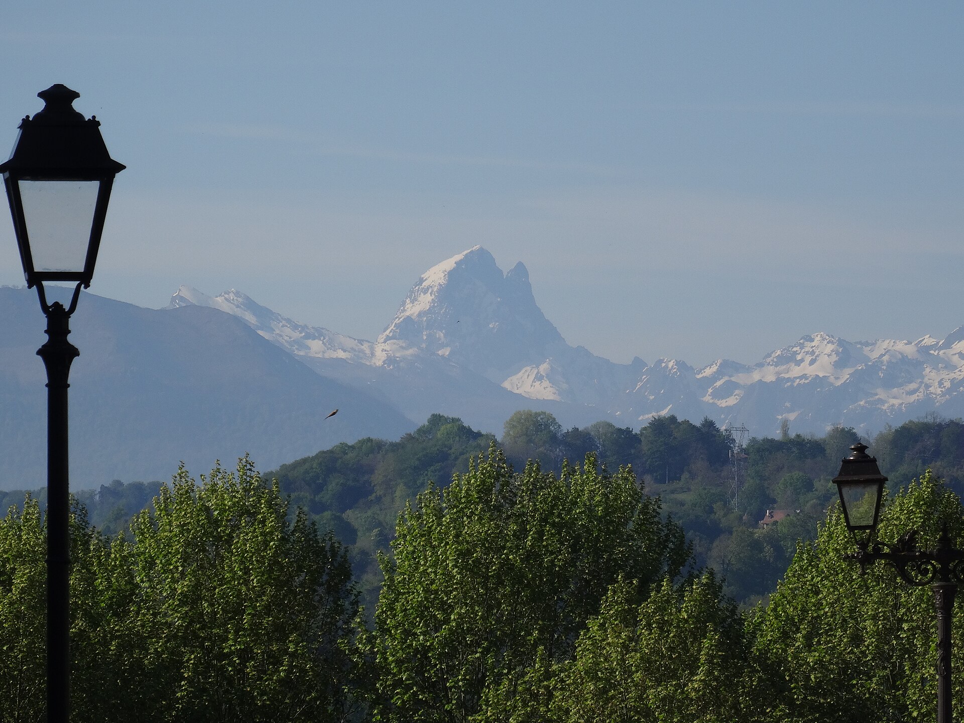 Pau, face aux Pyrénées